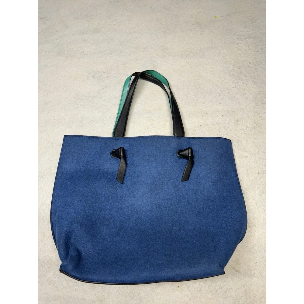NWOT‎ Tory Burch Navy/Blue Felt Large Tote Bag